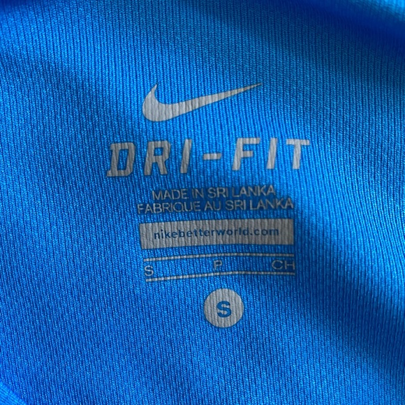 BLUE NIKE DRI-FIT T-SHIRT!! - Picture 7 of 9